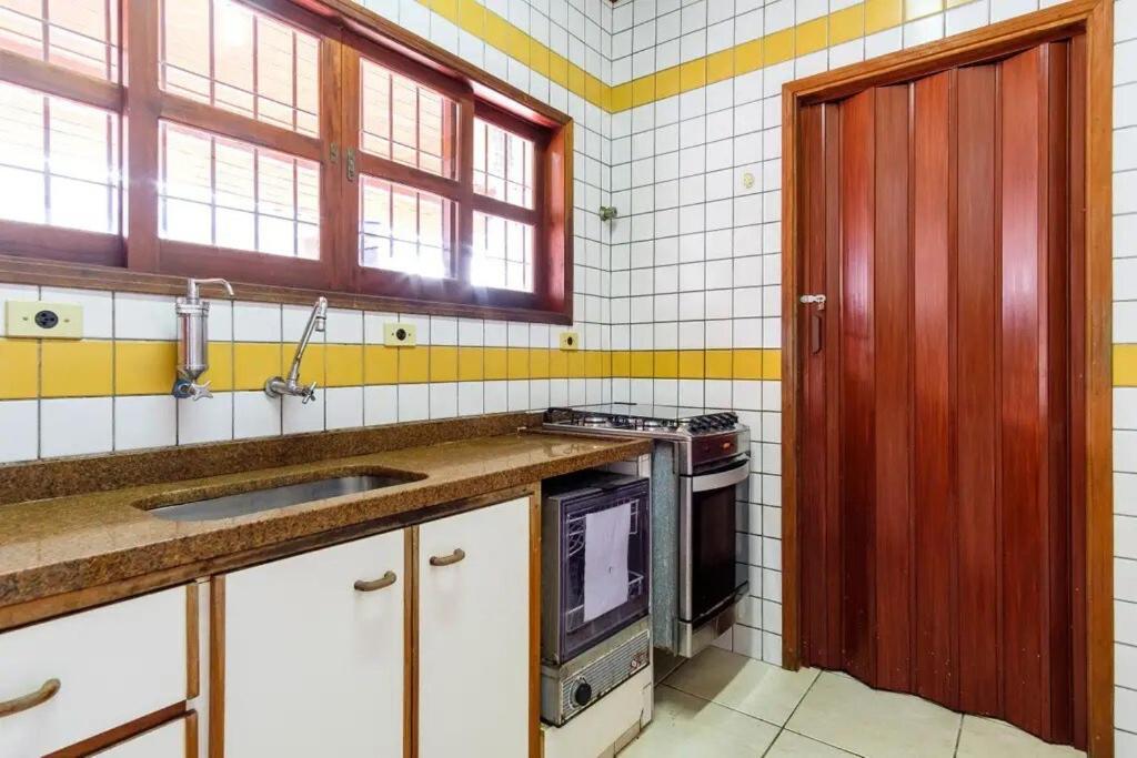 Bh4 - Bh4: Casa Com Piscina Ao Lado Da Praia Grande 乌巴图巴 外观 照片